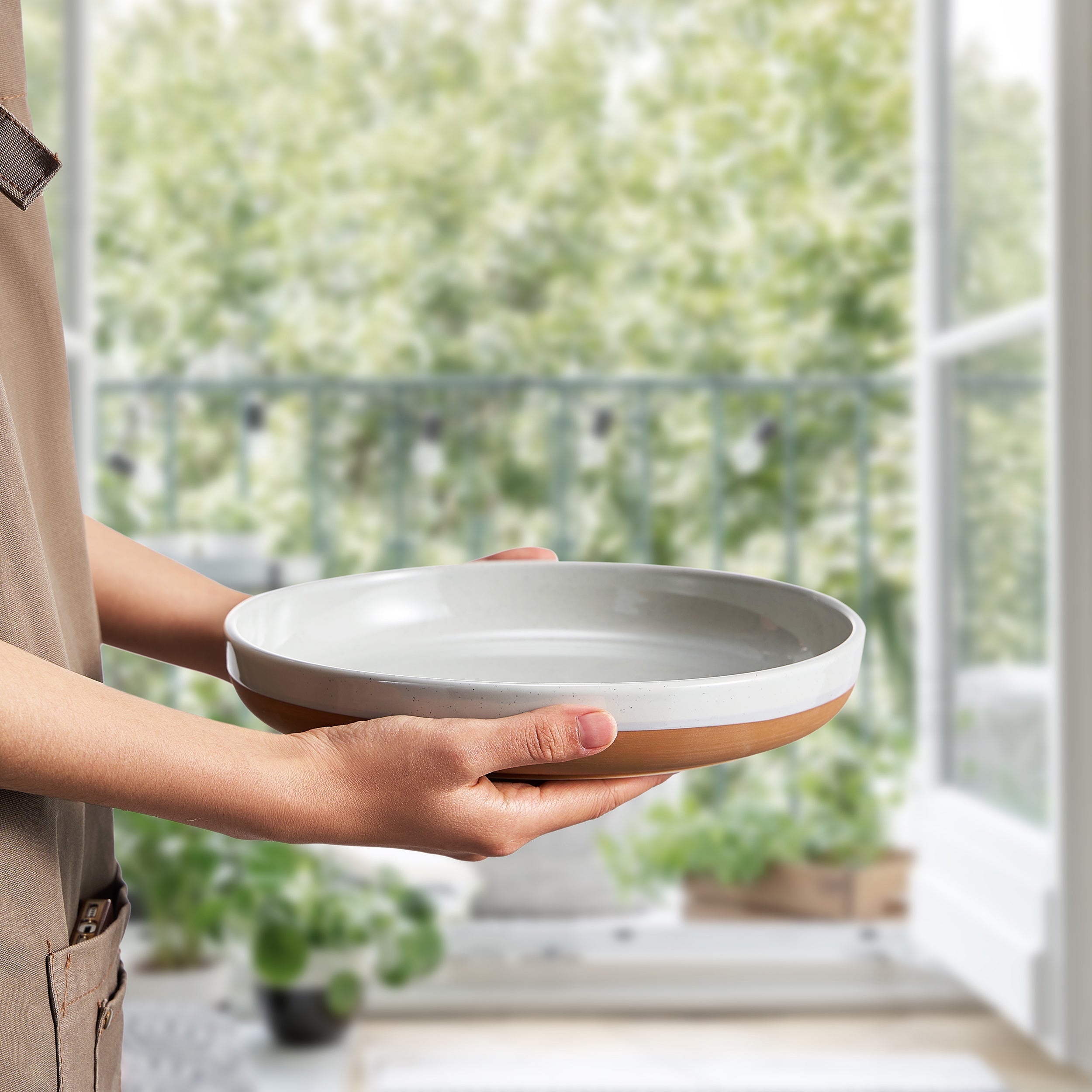Ceramic Flat Bowls (Set of 4)