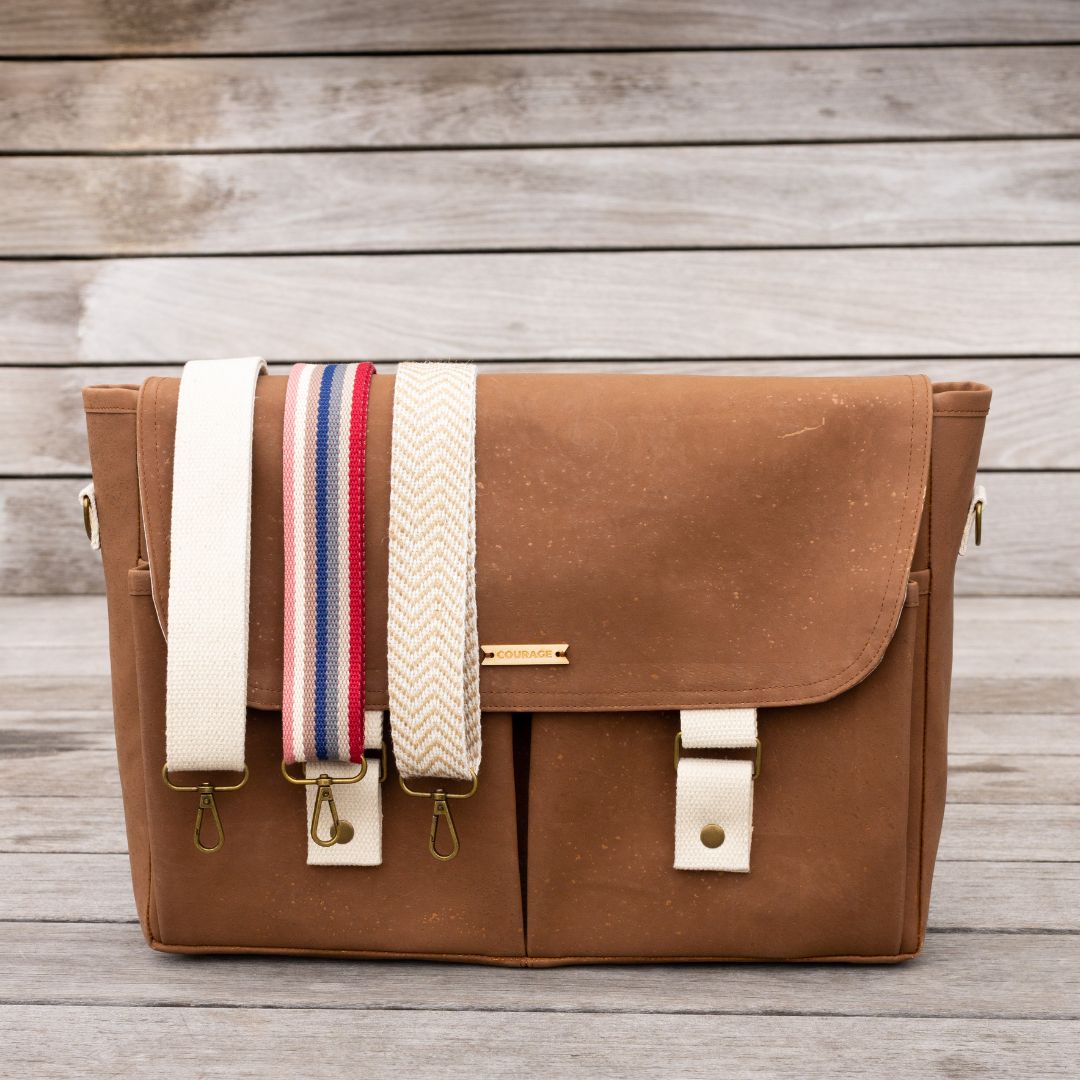 NOMAD Messenger Bag